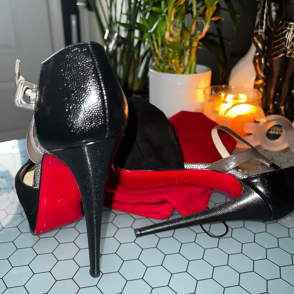 Christian Louboutin N299 150 Suede Royal/Calf - Picture 9 of 9